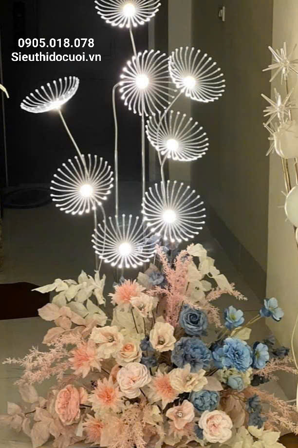 Đèn dẫn lối đám cưới bồ công anh Đèn dẫn lối đám cưới bồ công anh