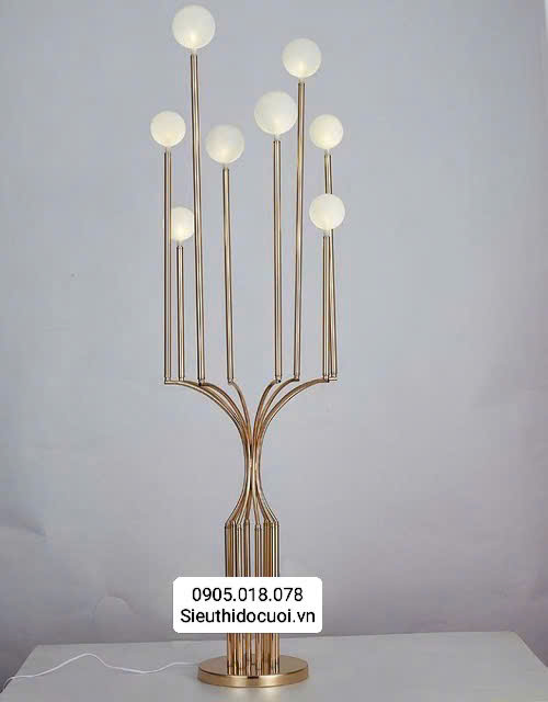 Đèn dẫn lối đám cưới bình hoa Đèn dẫn lối đám cưới bình hoa