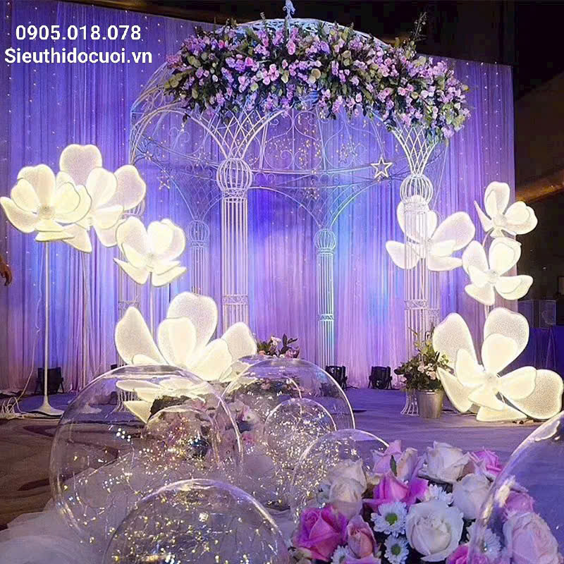 Đèn dẫn lối đám cưới hoa led đại Đèn dẫn lối đám cưới hoa led đại