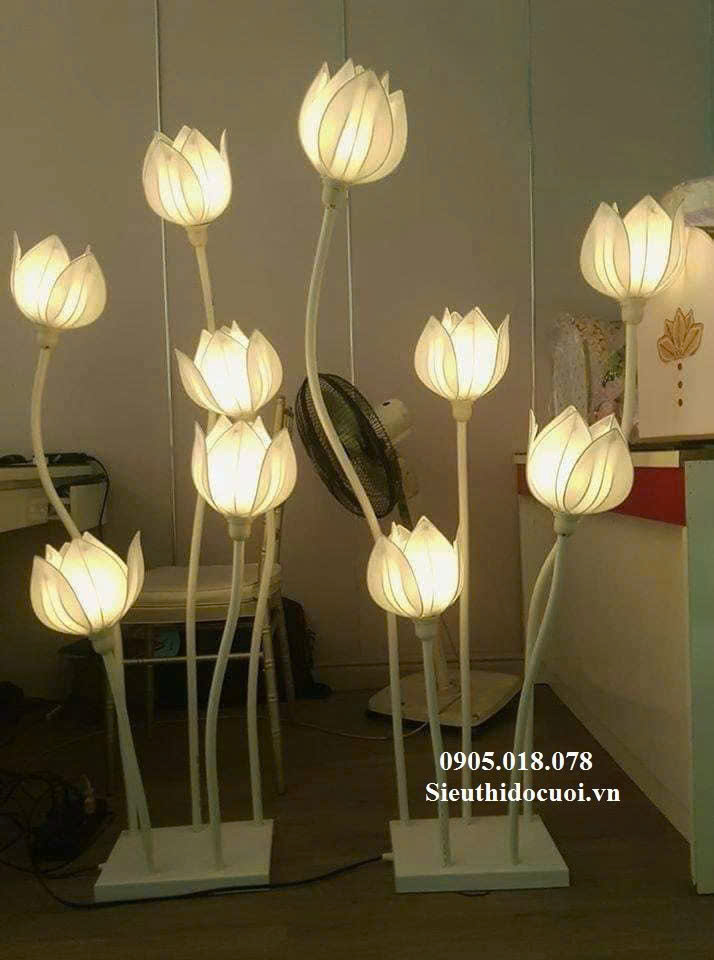 Đèn dẫn lối đám cưới hoa sen Đèn dẫn lối đám cưới hoa sen