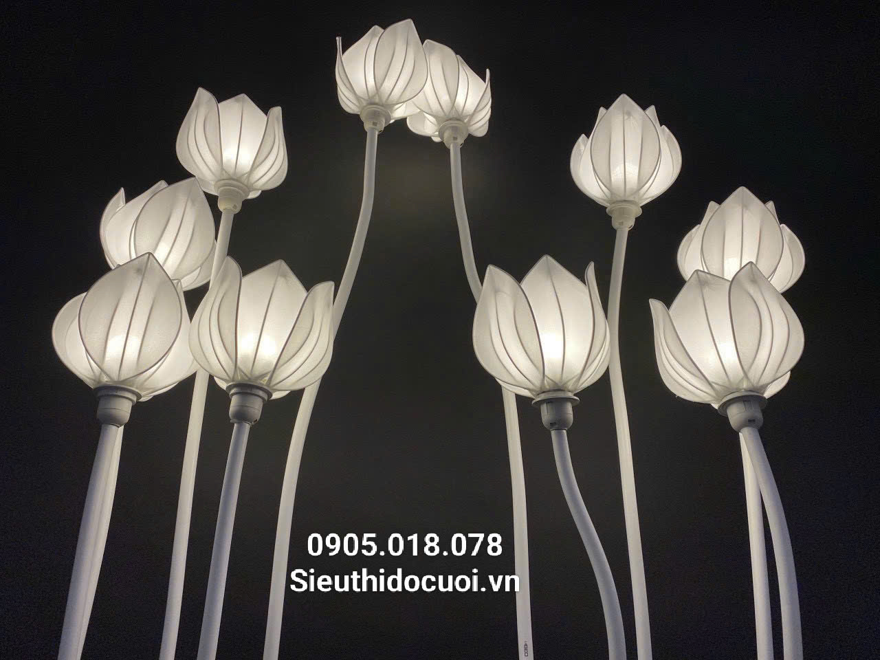 Đèn dẫn lối đám cưới hoa sen Đèn dẫn lối đám cưới hoa sen