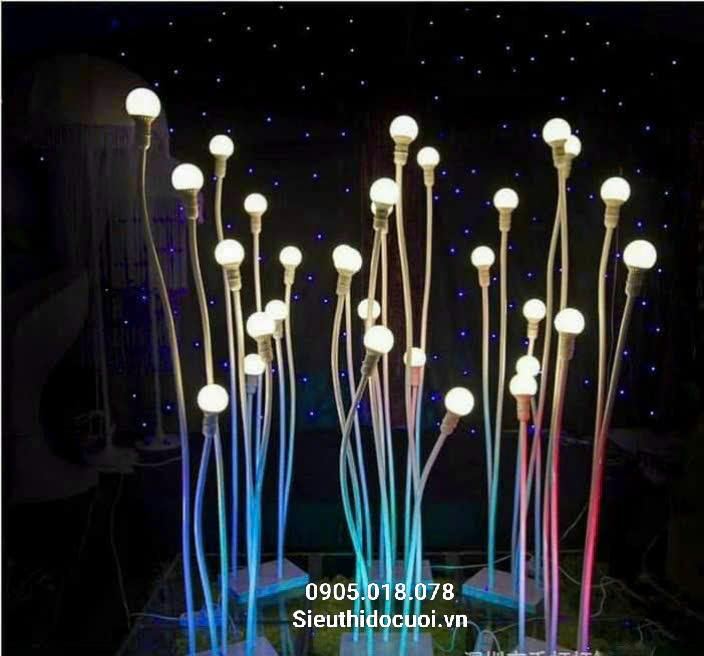 Đèn dẫn lối đám cưới bóng tròn 5 ngọn Đèn dẫn lối đám cưới bóng tròn 5 ngọn