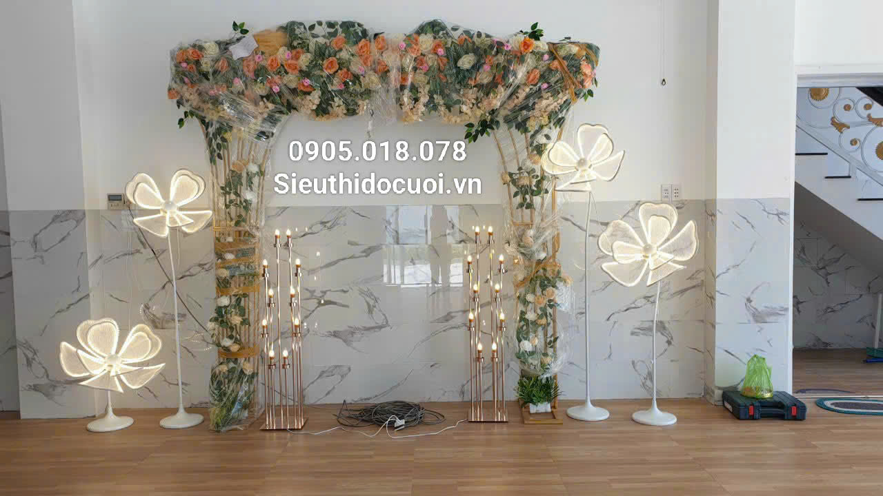 Đèn dẫn lối đám cưới chụp meka Đèn dẫn lối đám cưới chụp meka