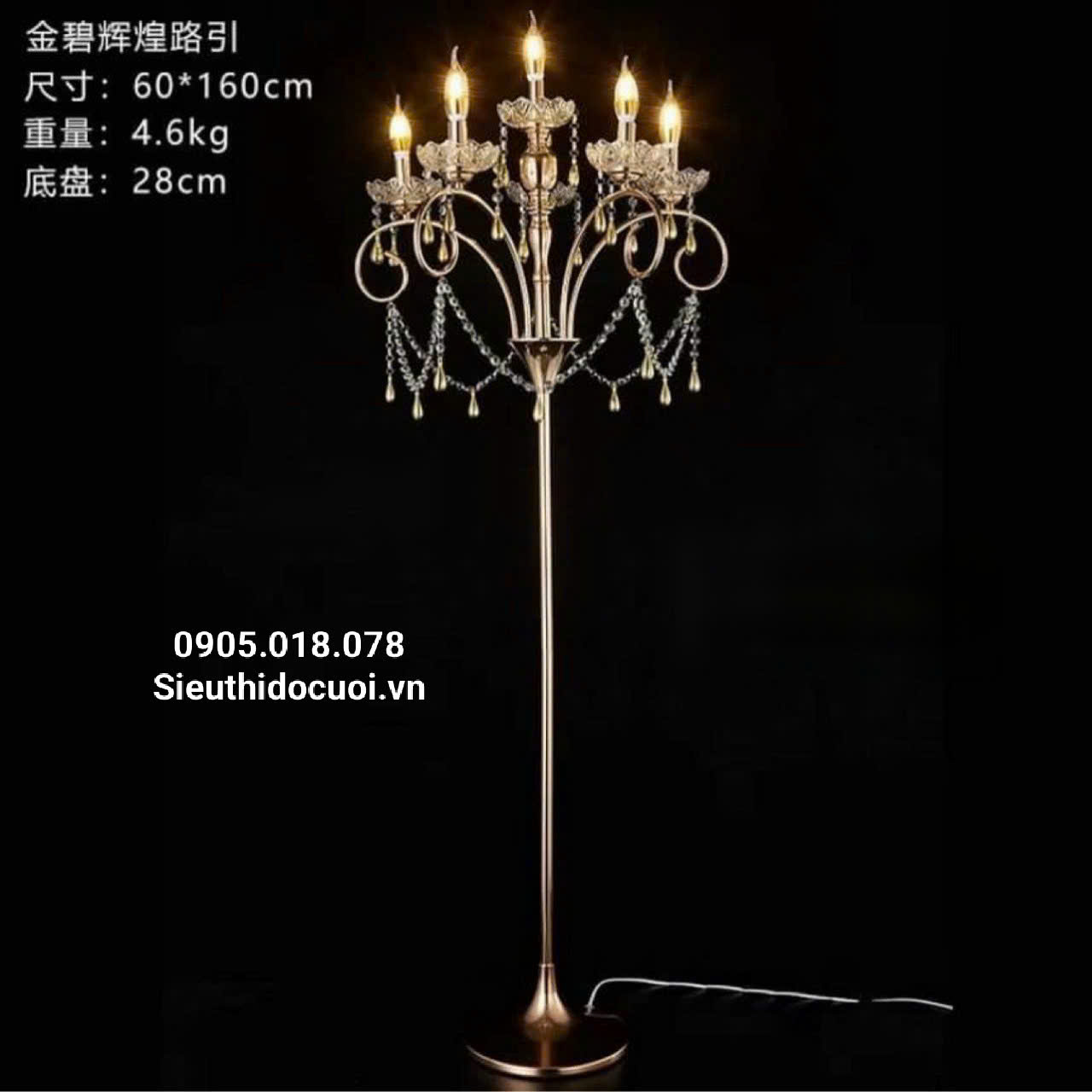 Dẫn lối sân khấu đám cưới đèn chùm 5 ngọn Dẫn lối sân khấu đám cưới đèn chùm 5 ngọn