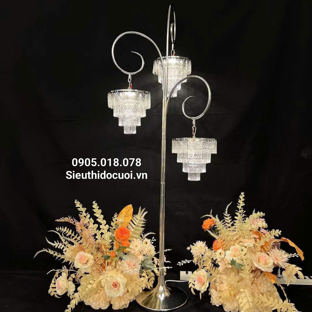 Dẫn lối sân khấu đám cưới đèn 3 chùm Dẫn lối sân khấu đám cưới đèn 3 chùm