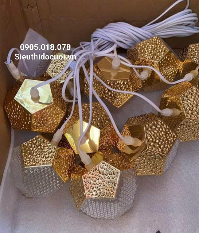 Đèn trang trí đám cưới thả led dâu tây Đèn trang trí đám cưới thả led dâu tây