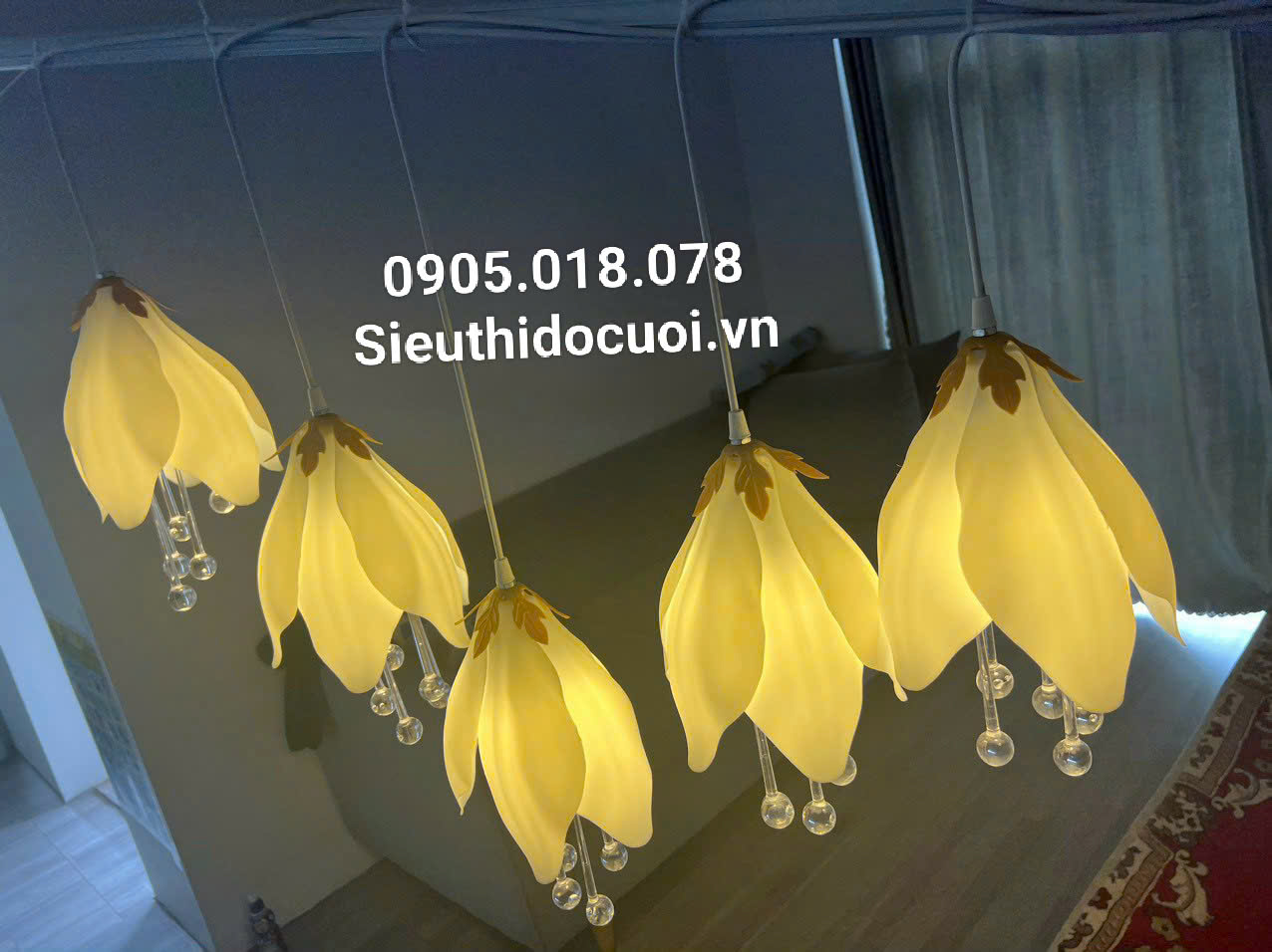 Mua đèn led đám cưới thả hoa mộc lan Mua đèn led đám cưới thả hoa mộc lan