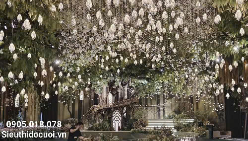 Mua đèn led đám cưới thả hoa mộc lan Mua đèn led đám cưới thả hoa mộc lan