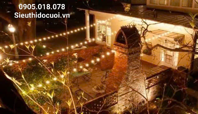 Dây đèn trang trí ngoài trời Dây đèn trang trí ngoài trời