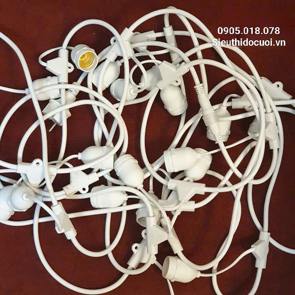 Dây đèn trang trí ngoài trời Dây đèn trang trí ngoài trời