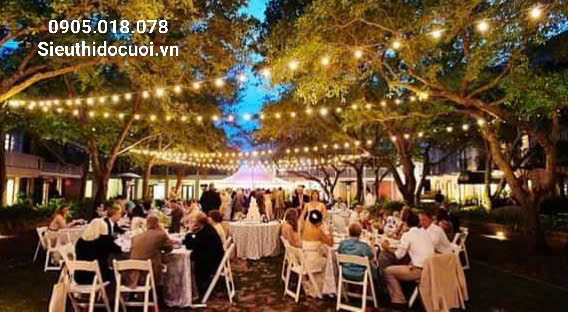 Dây đèn trang trí ngoài trời Dây đèn trang trí ngoài trời