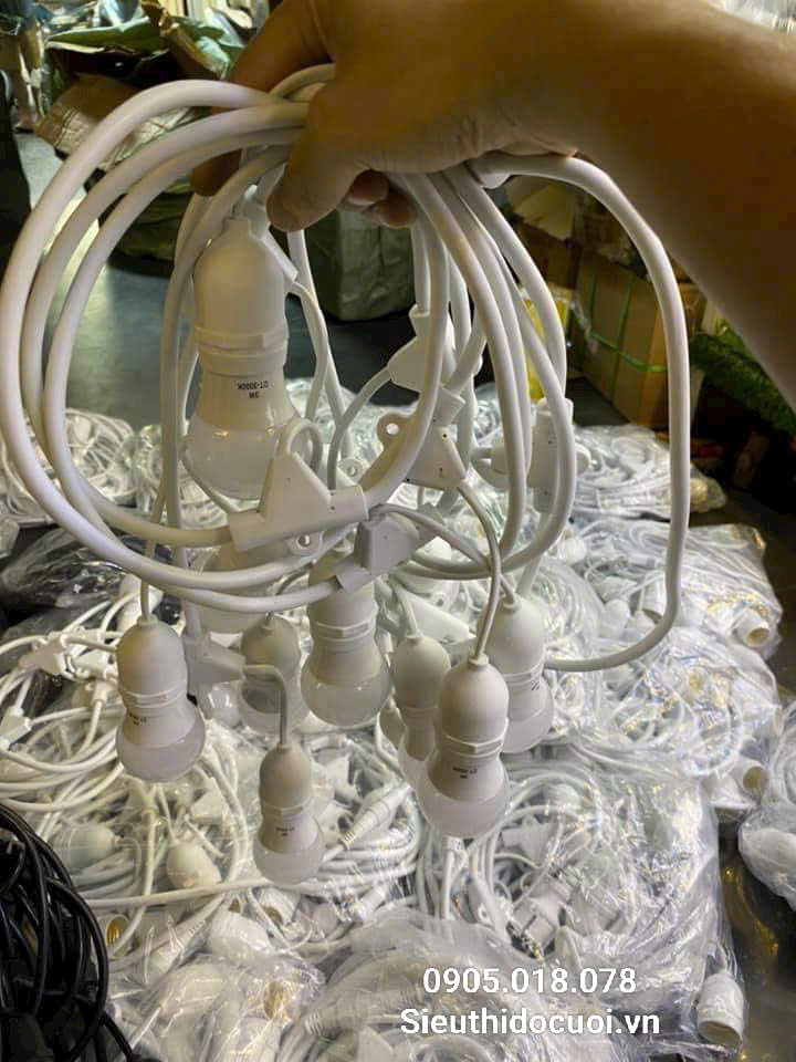 Dây đèn trang trí ngoài trời Dây đèn trang trí ngoài trời