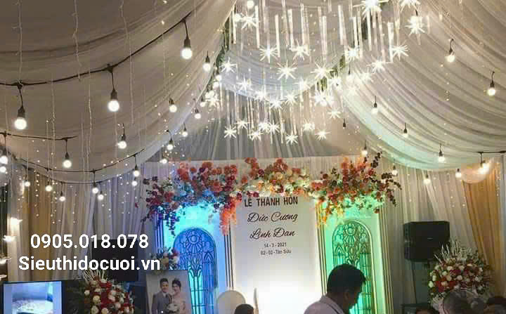 Dây đèn trang trí ngoài trời Dây đèn trang trí ngoài trời