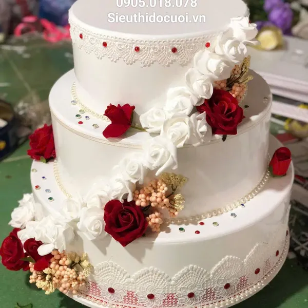 Bánh kem giả BK09