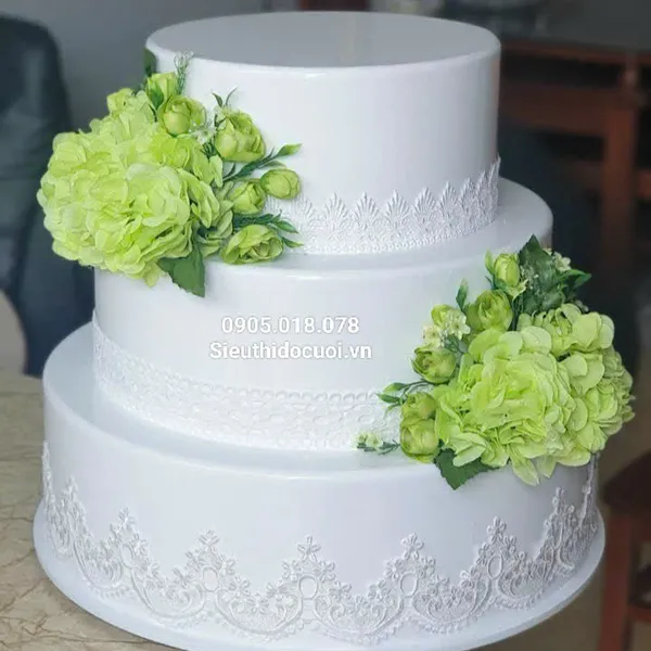 Bánh kem mô hình 3 tầng