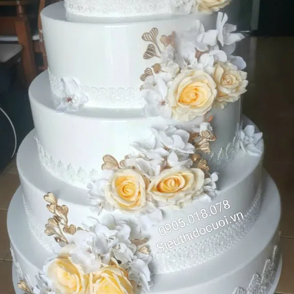 Bánh kem mô hình 5 tầng