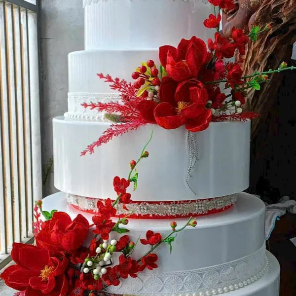 Bánh kem mô hình 6 tầng