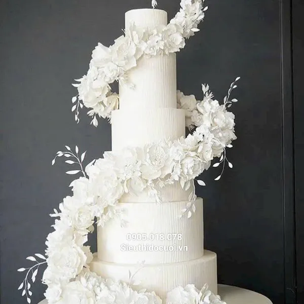 Bánh kem mô hình 6 tầng