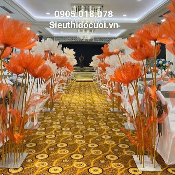 Dẫn lối sân khấu hoa voan