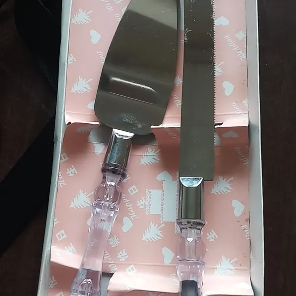 Dao inox cắt bánh kem