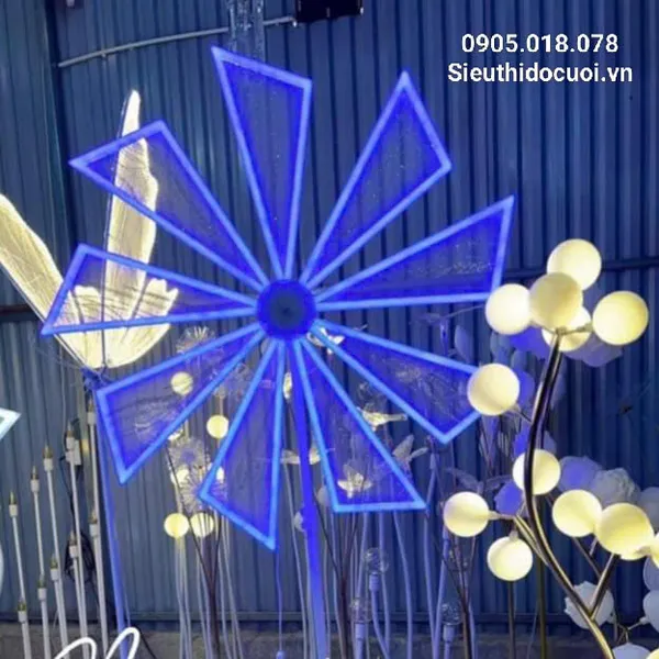đèn dẫn lối đám cưới cối xay gió