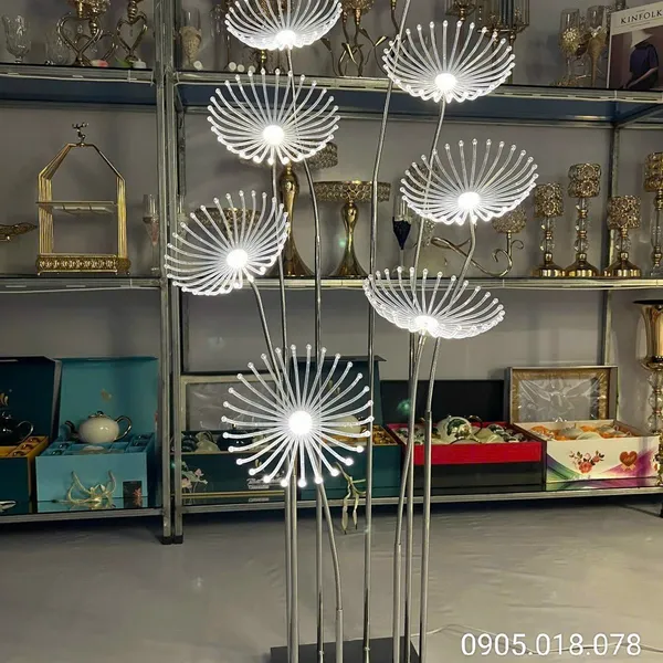 ĐÈN DẪN LỐI SÂN KHẤU BỒ CÔNG ANH