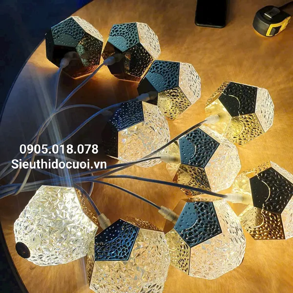 Đèn trang trí đám cưới thả led dâu tây