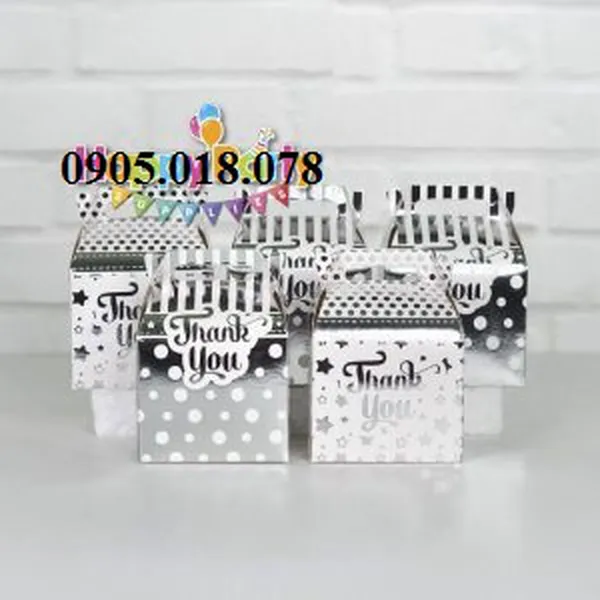 Hộp Quà Cảm Ơn Chủ Đề Silver Ép Kim