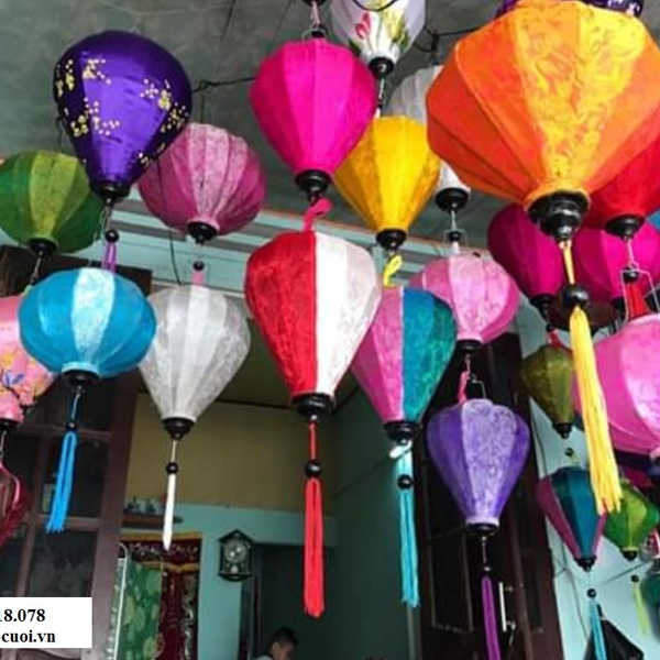 Lồng đèn trang trí rạp cưới, Lồng đèn Hội An