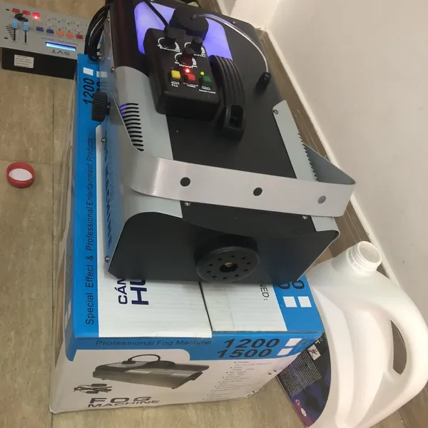 Máy tạo khói 1500w, 1800w, Máy phun khói 1500w, 1800w nước tạo khói, nước phun khói