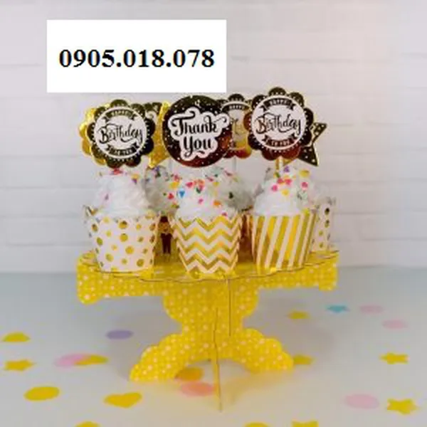 Tháp Bánh Cupcake Sinh Nhật Chủ Đề Gold Ép Kim