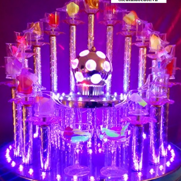 Tháp ly đám cưới, Tháp ly hình cầu TL7