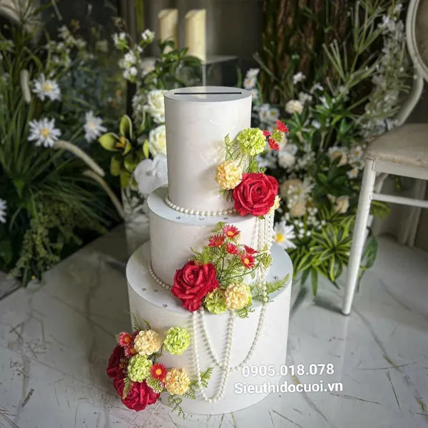 Thùng tiền đám cưới hình bánh kem