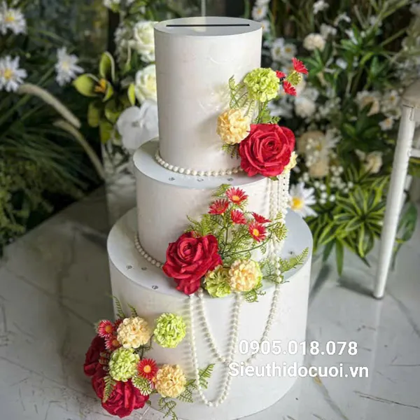 Thùng tiền đám cưới hình bánh kem