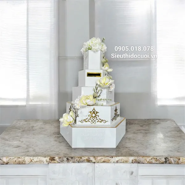 Thùng tiền đám cưới hình bánh kem lục giác