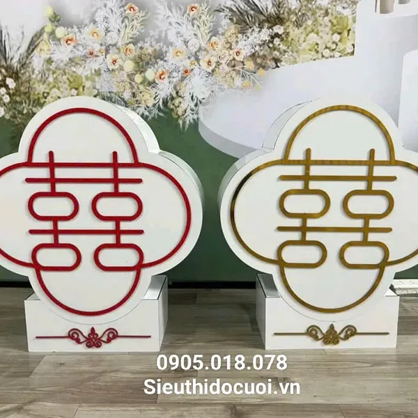 Thùng tiền đám cưới hình cánh hoa