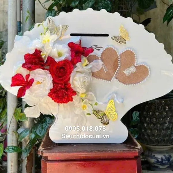 Thùng tiền đám cưới hình cánh quạt