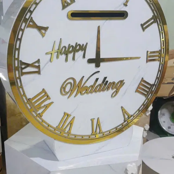 Thùng tiền đám cưới hình đồng hồ
