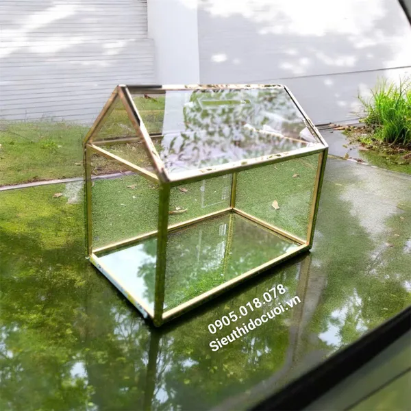 Thùng tiền đám cưới hình ngôi nhà bằng mecal trong suốt