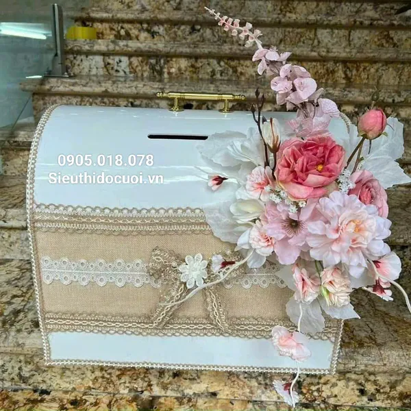 Thùng tiền đám cưới hình rương