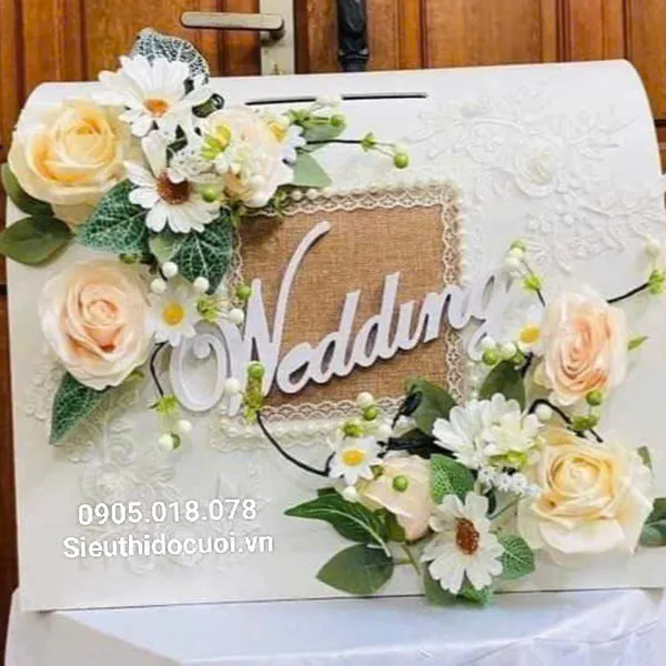 Thùng tiền đám cưới hình rương