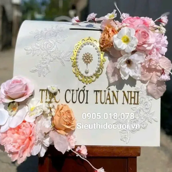 Thùng tiền đám cưới hình rương
