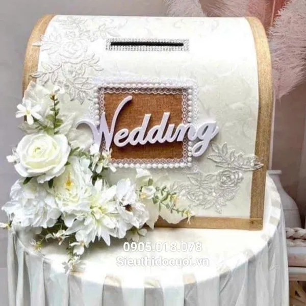Thùng tiền đám cưới hình rương