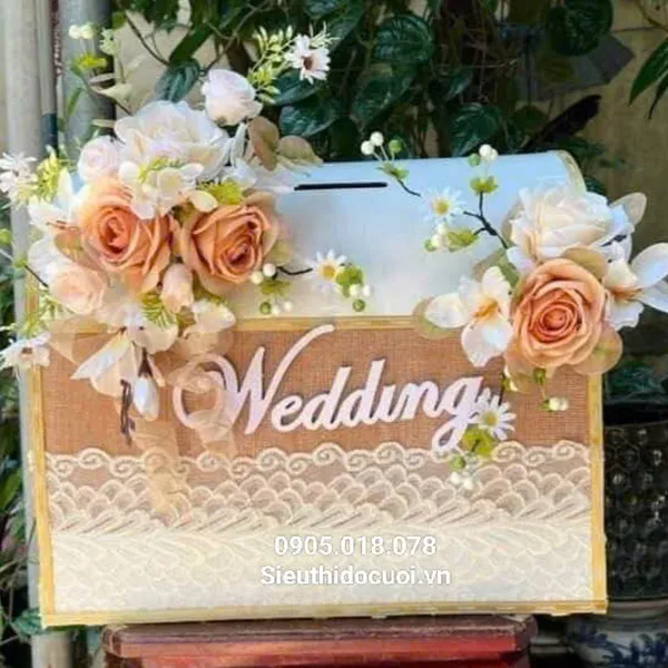Thùng tiền đám cưới hình rương