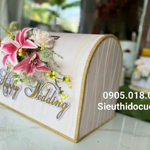 Thùng tiền đám cưới hình rương TT17