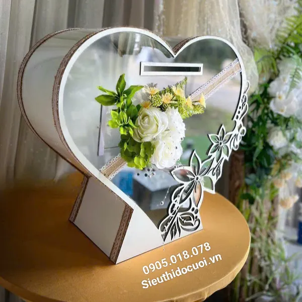 Thùng tiền đám cưới hình trái tim