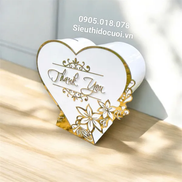 Thùng tiền đám cưới hình trái tim