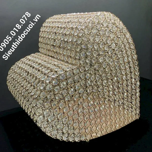 Thùng tiền đám cưới hình trái tim pha lê