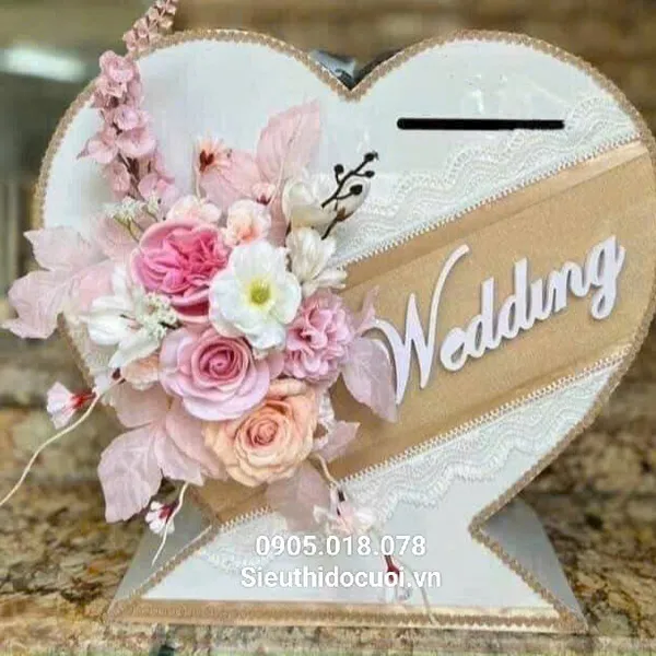 Thùng tiền đám cưới hình trái tim