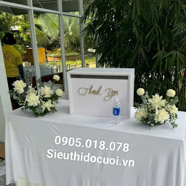 Thùng tiền đám cưới hình vuông